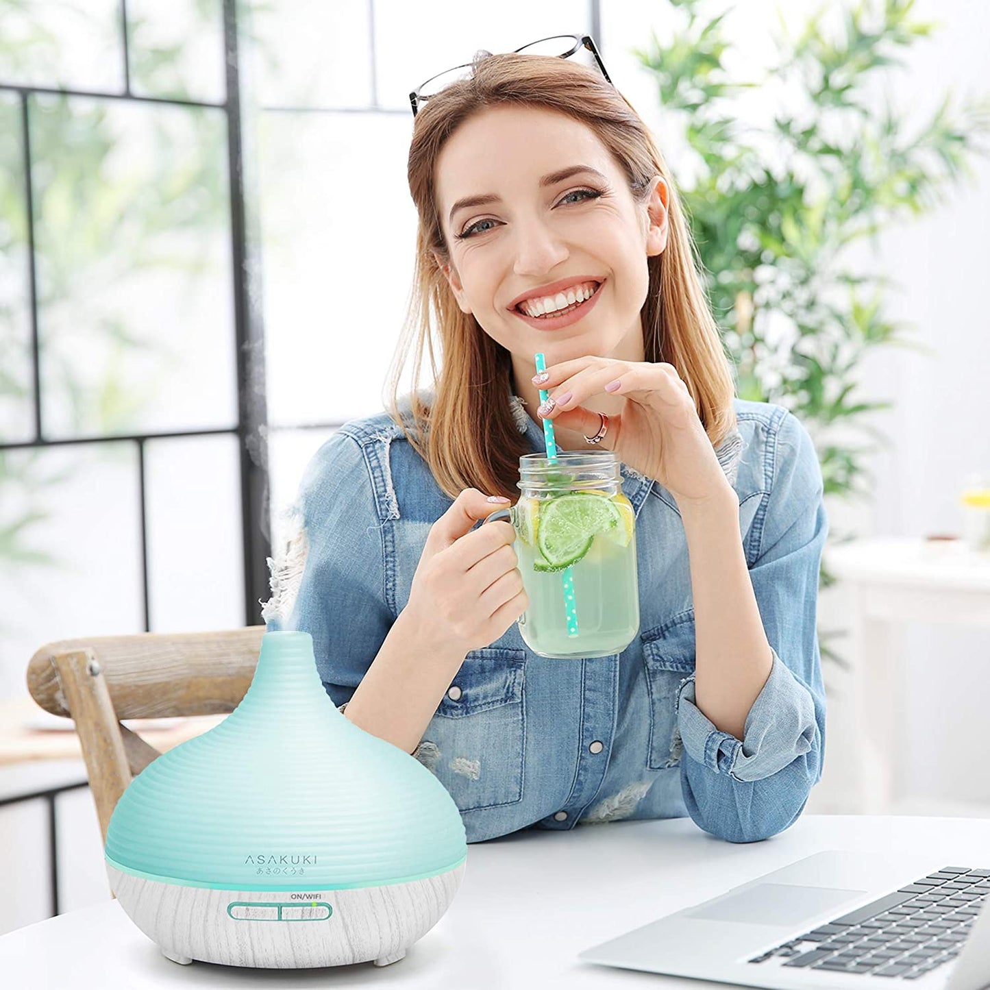 Smart Wifi Essential Oil Diffuser with 4 Essential Oils Set, 2021 Upgrated 300Ml Diffuser with 7 LED Lights