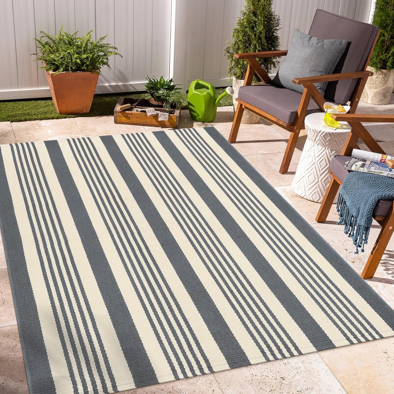Gray and White Striped Striped Rug 4'X6', Hand-Woven Cotton Outdoor Patio Rug Washable Rug Front Porch Door Mat Entryway Indoor Area Carpet for Kitchen/Bedroom/Living Room