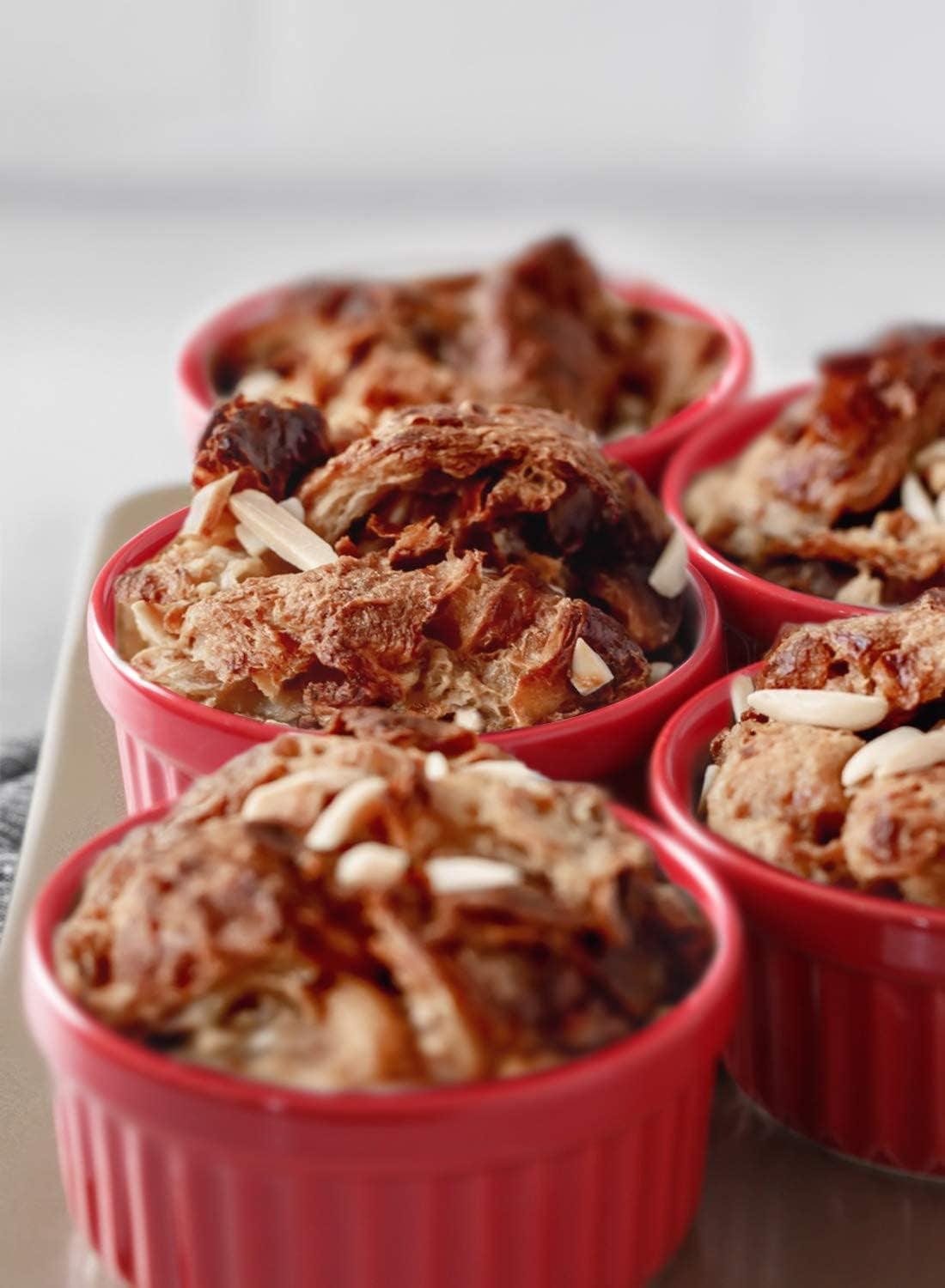 Ramekins 4 OZ Oven Safe, Creme Brulee Ramekins, Pudding Custard Cups Souffle Ramiken, Dipping Sauce Dishes, Ceramic Ramekin Bowls Set of 6, True Red